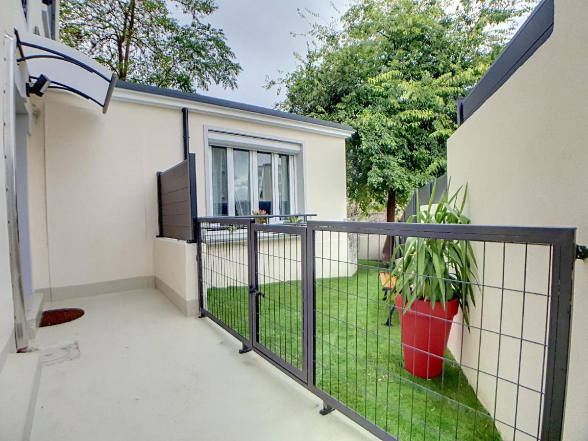 Stop Chez M Select Garden Saint-Fons Exterior foto